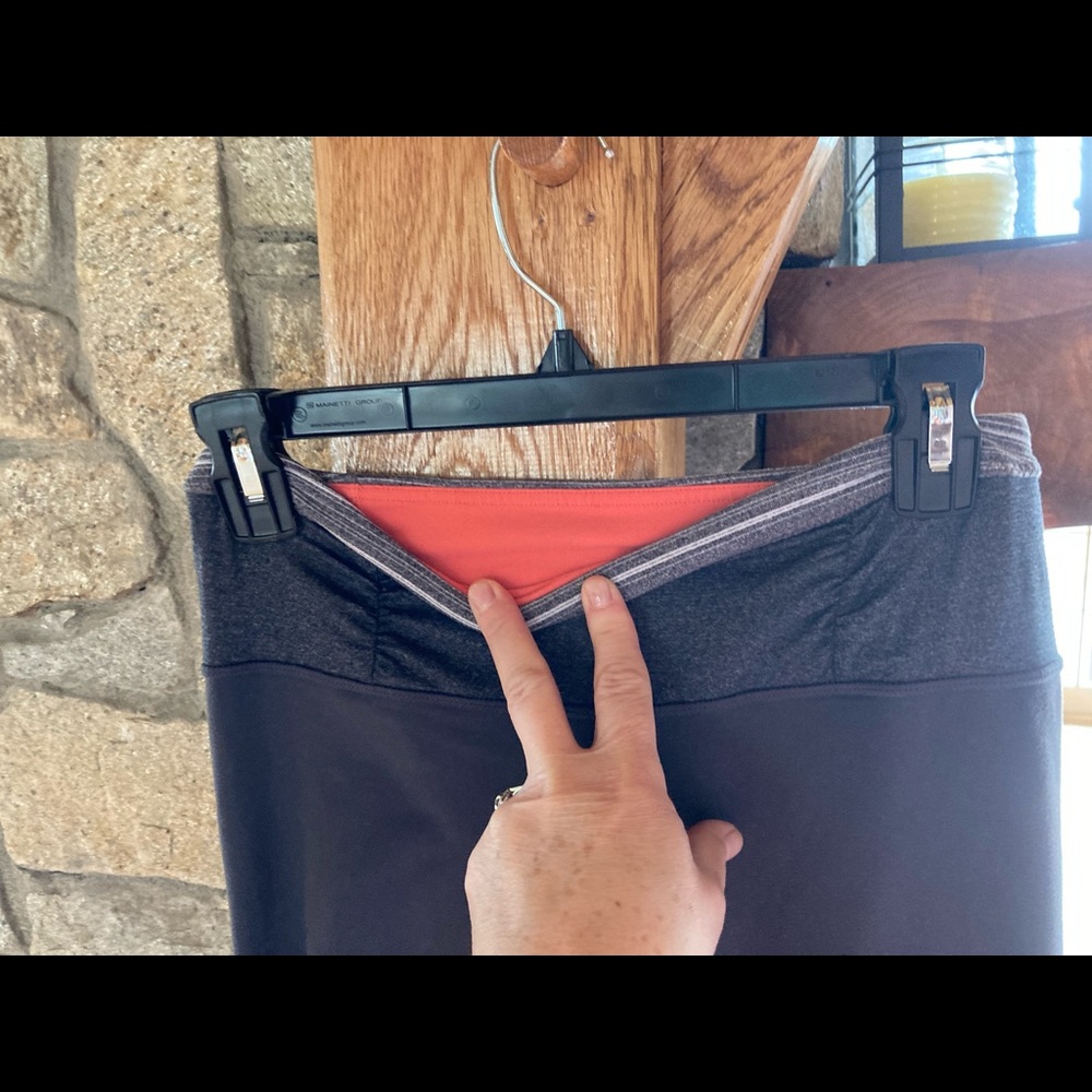 LULULEMON YOGA PANTS